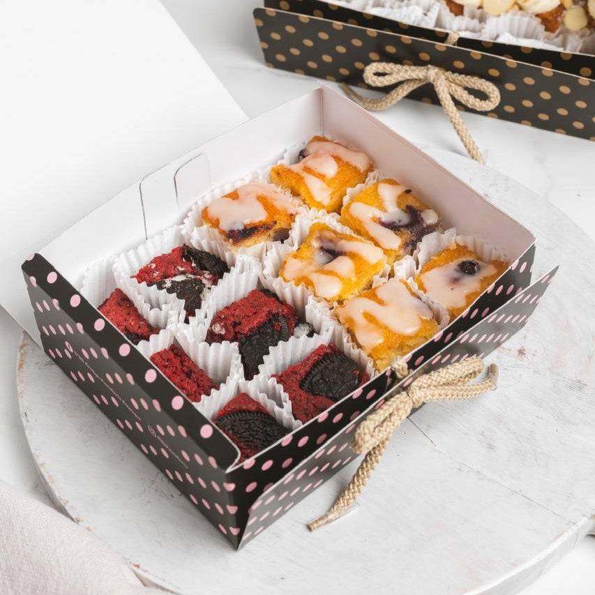 Caja de 12 bites o bocados surtidos