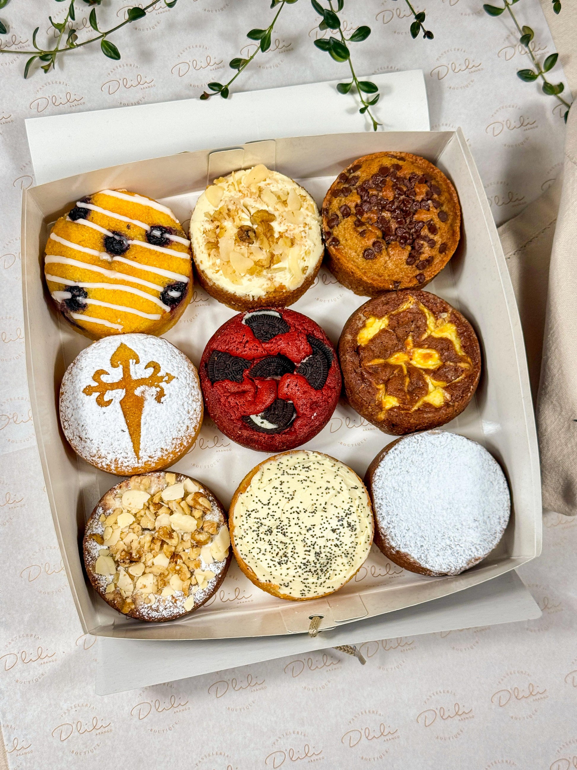 Caja especial de 9 tortas minis surtidas